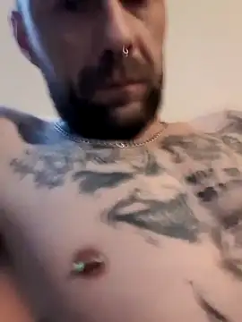 PIercingBoy38 online show from January 2, 12:46 pm