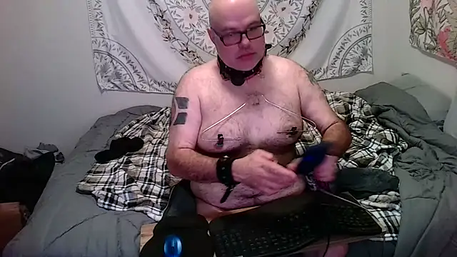 piggy4pain online show from November 9, 1:31 am